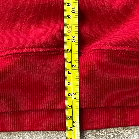 NBA Chicago Bulls Red and Black Crewneck Sweater - Picture 5 of 5